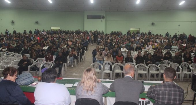 SIMP: Em Assembleia Geral, municipários aprovam indicativo de greve