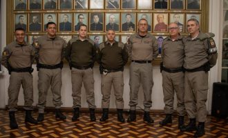 Policiais Militares do 4º BPM são homenageados em Porto Alegre