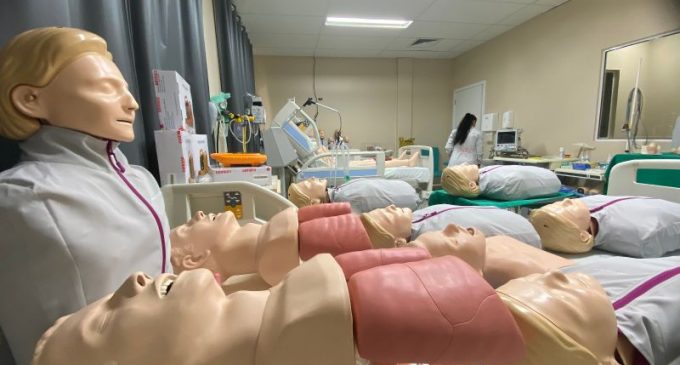 Centro de Simulação Realística do Hospital Escola completa um ano de funcionamento
