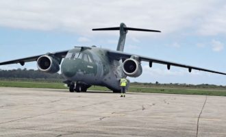 Aeronave do Programa Antártico Brasileiro pousou no Aeroporto de Pelotas nesta sexta-feira (29)