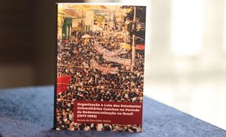 Professor da UCPel lança livro que resgata a história do movimento estudantil gaúcho