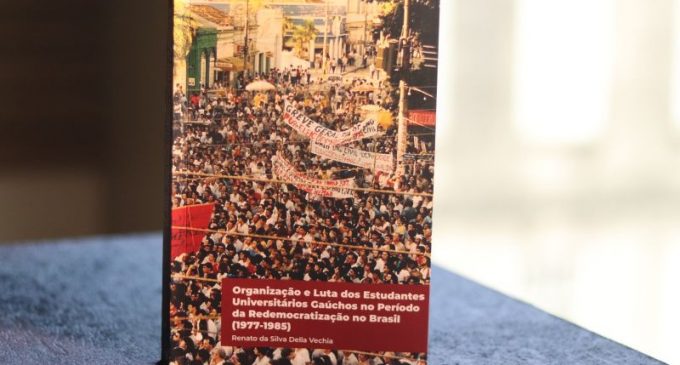 Professor da UCPel lança livro que resgata a história do movimento estudantil gaúcho