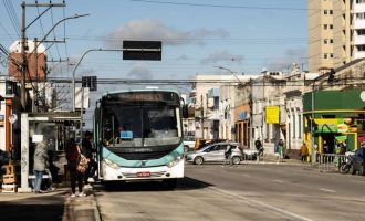 Tarifa de ônibus volta a ser igual para todos, com fim do subsídio