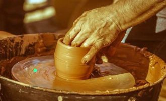 Workshop de cerâmica em Morro Redondo