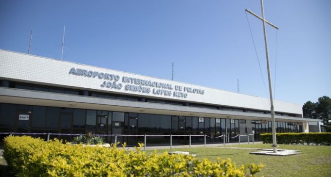 Aeroporto de Pelotas deve receber mais de duas mil pessoas entre o Natal e Ano Novo