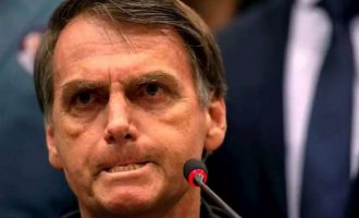 Ordem do STF determina que Bolsonaro entregue passaporte à Justiça
