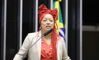 Deputada Federal Daiana Santos retorna a Pelotas para agendas