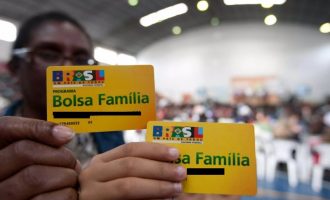 670,9 mil beneficiários do Bolsa Família no RS recebem repasse de julho nesta quinta-feira (18)