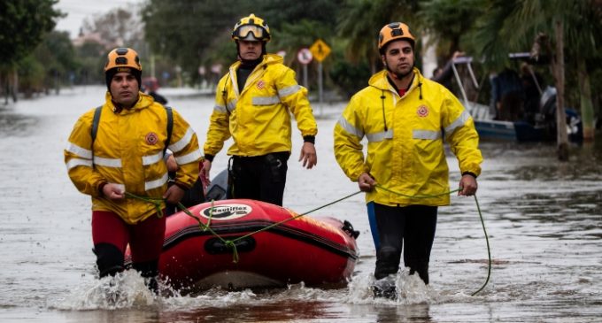 Pelotas recebe guarnição de bombeiros do Maranhão