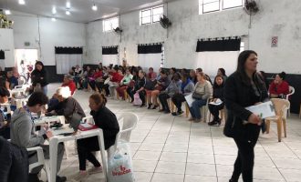 CadÚnico itinerante atende mais de 130 pessoas na Santa Terezinha