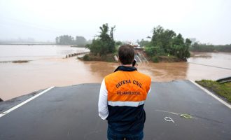 Governo lança plano para reconstrução de rodovias e pontes afetadas pela chuva