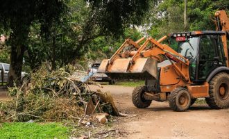 Prefeitura dá início a mutirão de limpeza no Laranjal