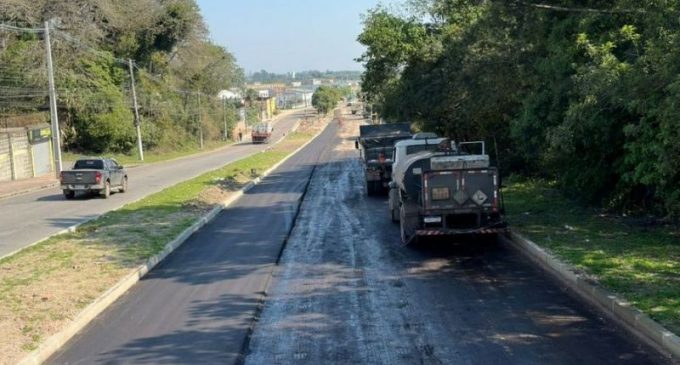 Obras na Av. Francisco Caruccio chegam na etapa da pavimentação