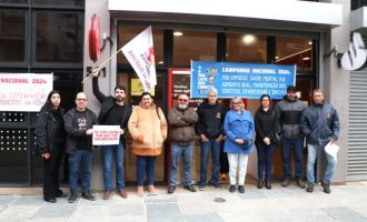 Dia Nacional de Luta: bancários de Pelotas e Região fecham Agência Pelotas do Santander