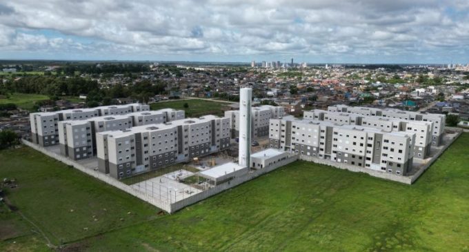 Condomínio com 20 torres é entregue em Pelotas