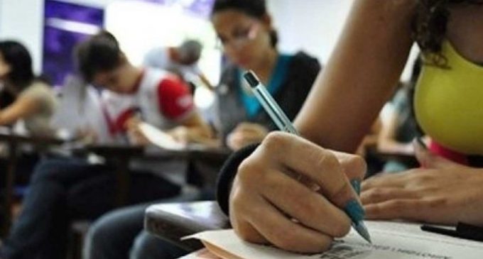 UFPel realiza concurso para técnico-administrativo com 12 vagas