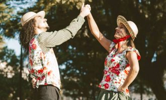 Companhia de Danças Brasileiras Abambaé vai representar o Brasil no Festival Internacional Danzpare