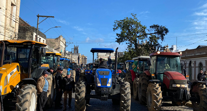 Paula reúne-se com representantes do SOS Agro