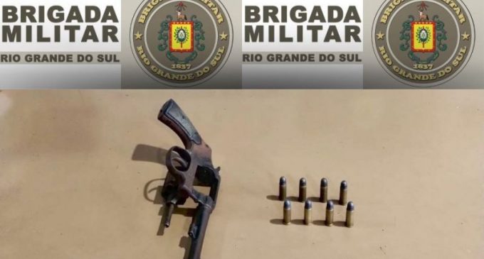 Brigada prende homem por porte ilegal de arma de fogo em Pelotas