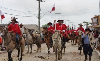 CEEE Grupo Equatorial sorteia geladeiras durante a Semana Farroupilha de Piratini