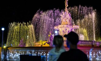 Pelotas Doce Natal inicia dia 14, no Centro Histórico, e terá show de fogos de artifício da virada no Laranjal