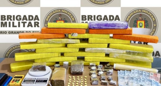 Dois homens são presos por tráfico de drogas em Pelotas