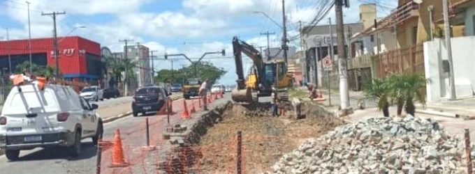 Av. Fernando Osório está com trecho em meia pista