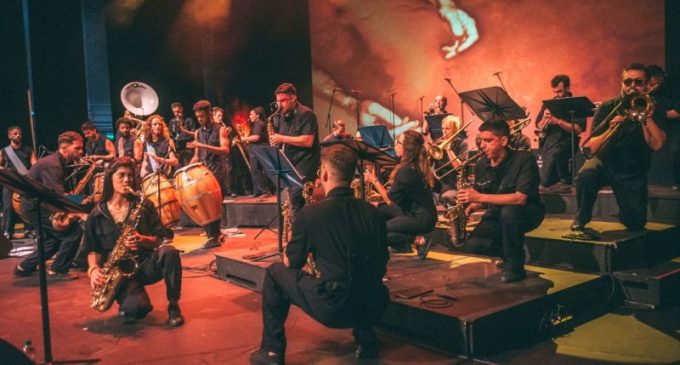 Orquestra uruguaia La Ventolera traz experiência única à Pelotas