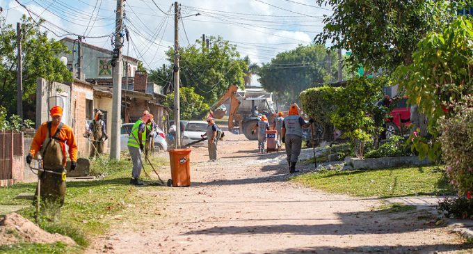 Prefeitura inicia mutirão de limpeza na Vila Princesa