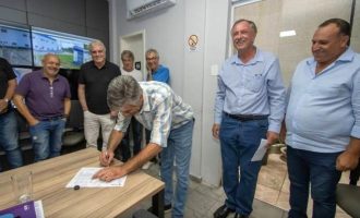 Ellemar Wojahn toma posse como diretor-presidente do Sanep