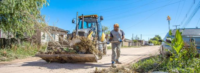 Prefeitura inicia mutirão de limpeza na Vila Princesa