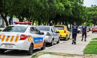 Estacionamento vai ser proibido na Av. Ferreira Viana