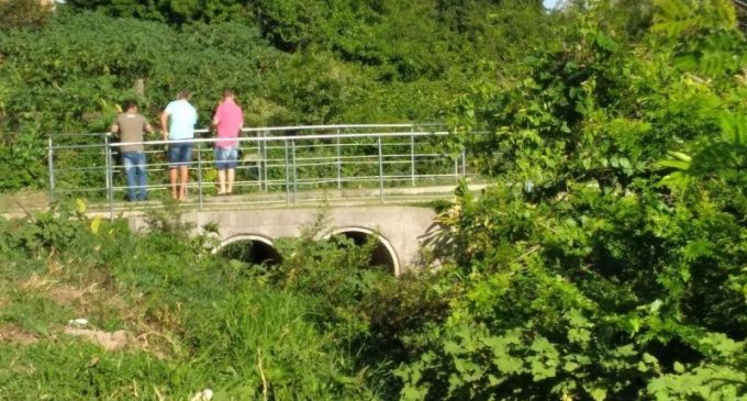 Moradores do loteamento Paineiras pedem solução para alagamentos
