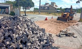 Prefeitura faz reparos em ruas da Cohab Lindoia