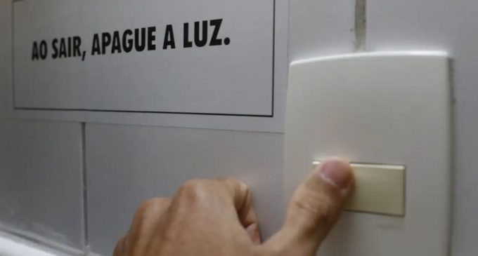 Bandeira amarela na conta de luz já está valendo; veja como economizar