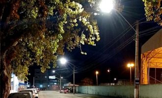 Prefeitura qualifica iluminação na rua Baltazar Brum