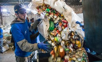 Município amplia convênios com cooperativas de reciclagem