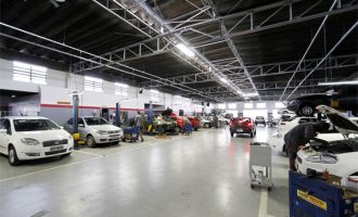 Justiça proíbe três empresas de vender peças e serviços desnecessários aos consumidores