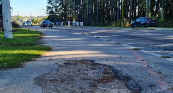 Ciclofaixa da Av. Adolfo Fetter apresenta condições críticas e preocupa ciclistas
