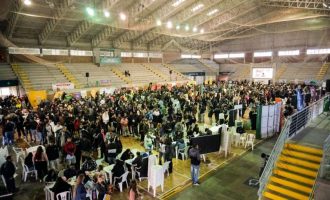 Emprega Pelotas leva mais de três mil pessoas ao Ginásio do Sesi