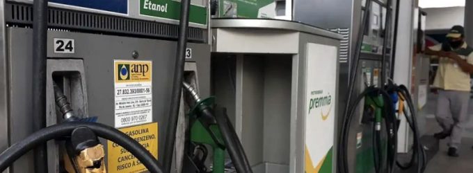 Todos os combustíveis baixaram em novembro, em Pelotas