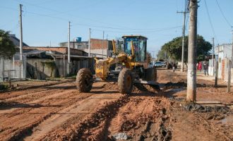 Marroni vistoria obra de drenagem em andamento na zona norte