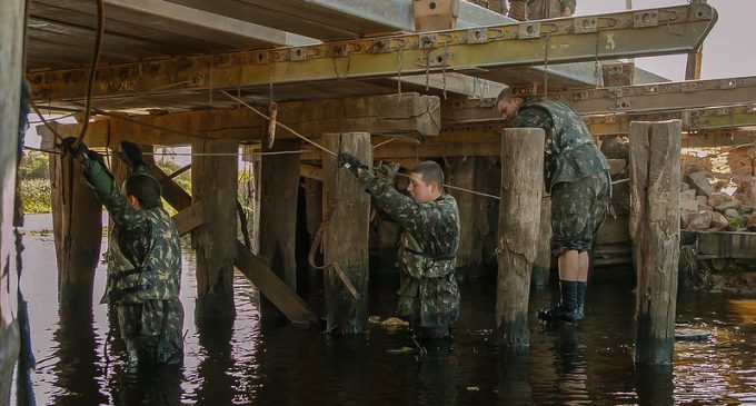 Ponte da Z3 é retirada para manutenção