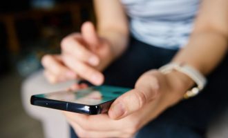 Conheça projeto que regula redes sociais para crianças e adolescentes