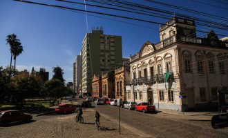 Sindilojas Pelotas e Sebrae discutem projeto inédito de revitalização do Centro Histórico