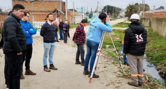 Prefeitura começa a pôr fim em problema crônico de alagamento no Areal