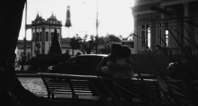 Longa-metragem pelotense “O Lado Obscuro da Luna” estreia no dia 4 de outubro no Largo do Mercado