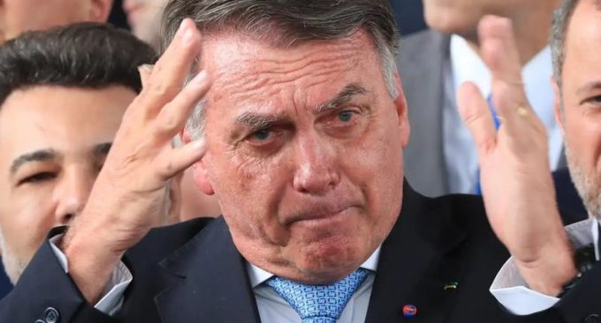 Bolsonaro e aliados são condenados