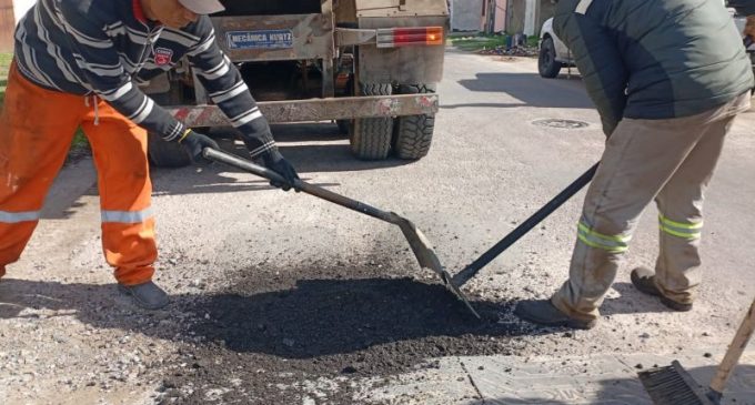 Prefeitura faz tapa-buraco emergencial em dez vias