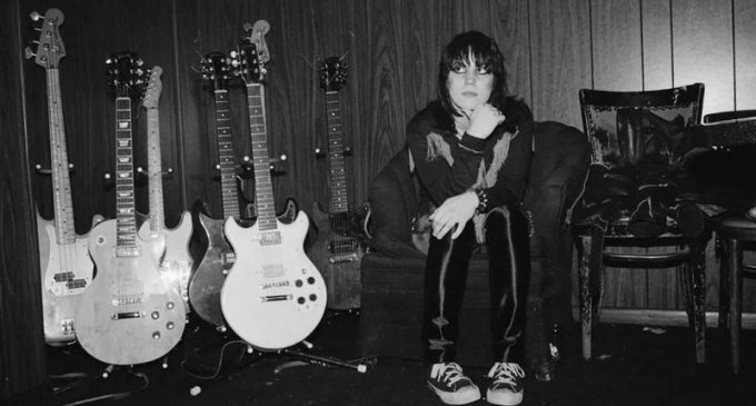 I Love Rock ’n’ Roll – A Canção que Moldou uma Geração